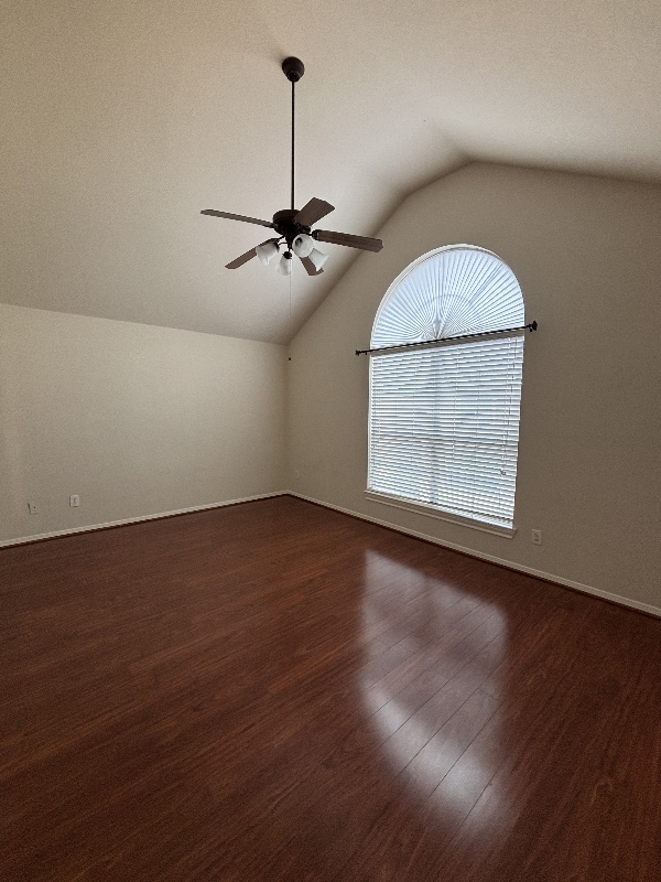 Building Photo - 3008 Clearview Cir