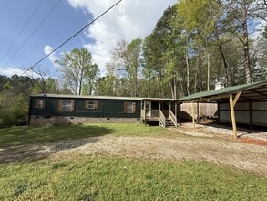 Building Photo - 140 Madison Dr