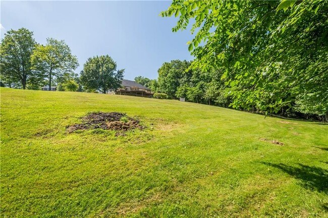 Building Photo - 3054 Bedillion Rd