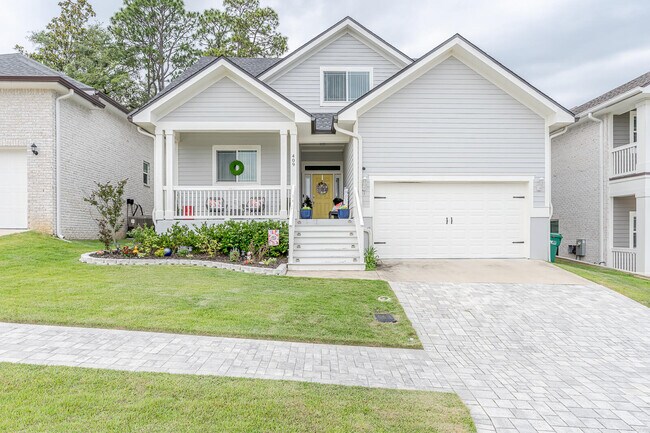 Building Photo - 409 Hideaway Ln