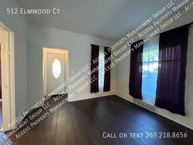 Building Photo - 512 Elmwood Ct