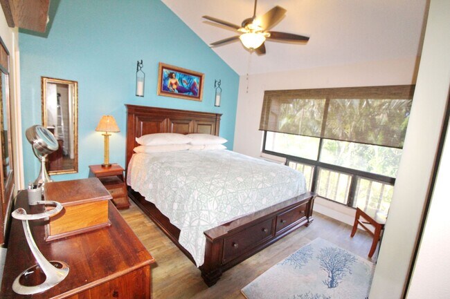 Building Photo - Haleakala Gardens – Top-Floor Furnished 2BR/2BA -A Couple Blocks from the Beach