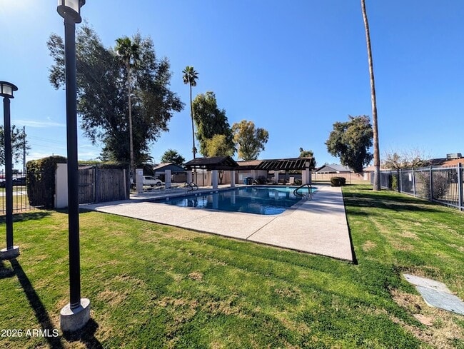 Building Photo - 10044 N 39th Ln