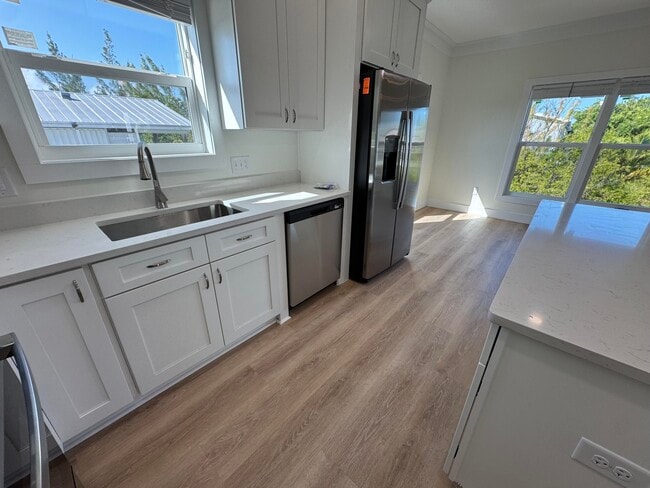 Building Photo - 27355 Guadaloupe Ln