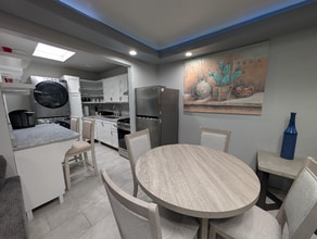 Building Photo - 3104 Red Sails Dr