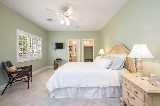 Building Photo - 45703 Spyglass Hill St