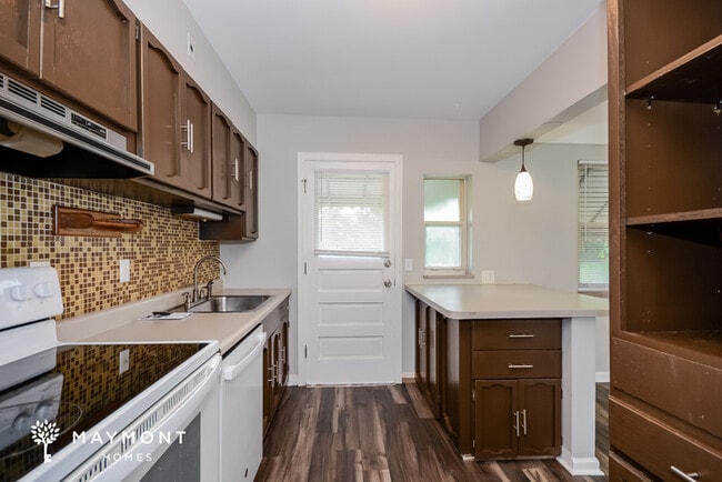 Building Photo - 1141 Alcliff Ln