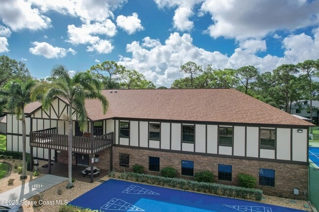 Building Photo - 9015 Wedgewood Pl