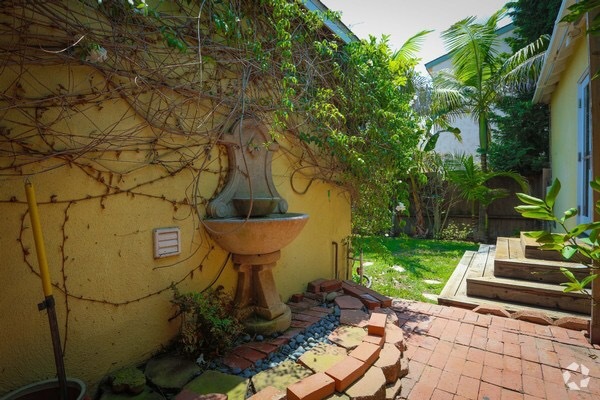 Breezeway from the front to the back of home and garage - 826 21st St