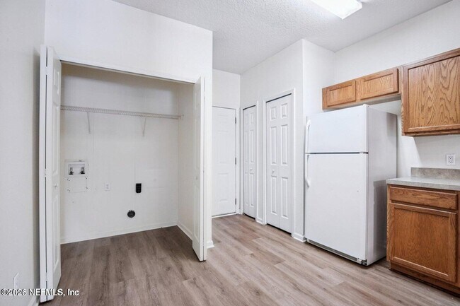 Building Photo - 7818 Melvin Rd