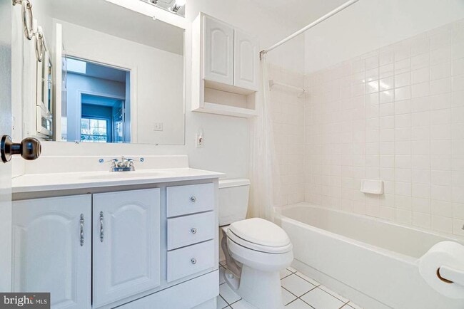 Building Photo - 3022 Dower House Dr