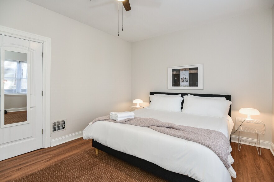 Building Photo - 2015 McNair Ave