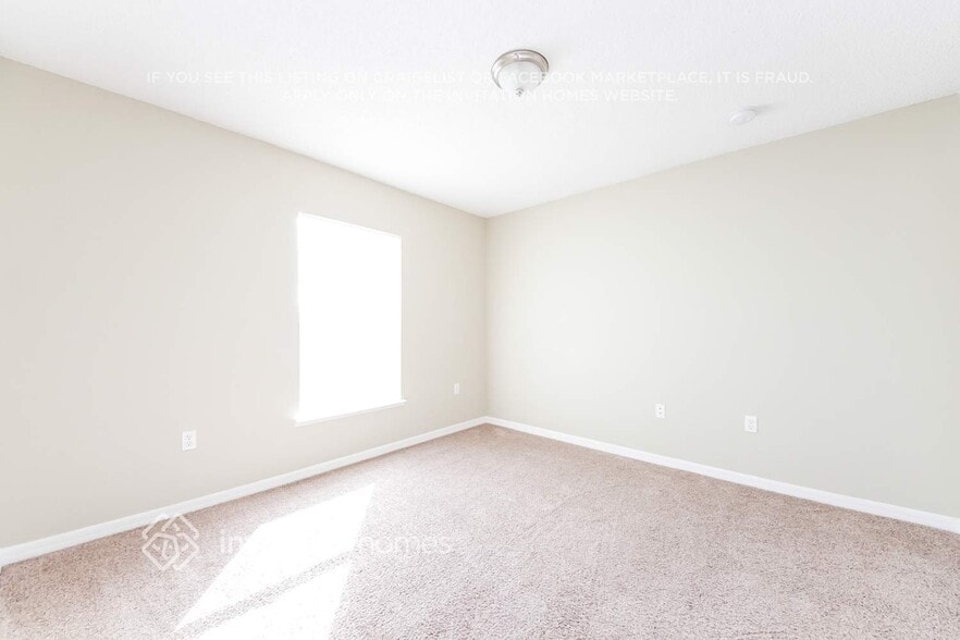 Building Photo - 1130 St Tropez Ct