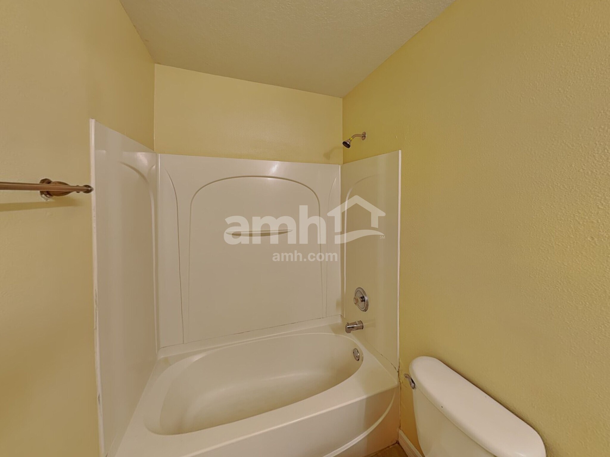 Building Photo - 357 Sky Valley St