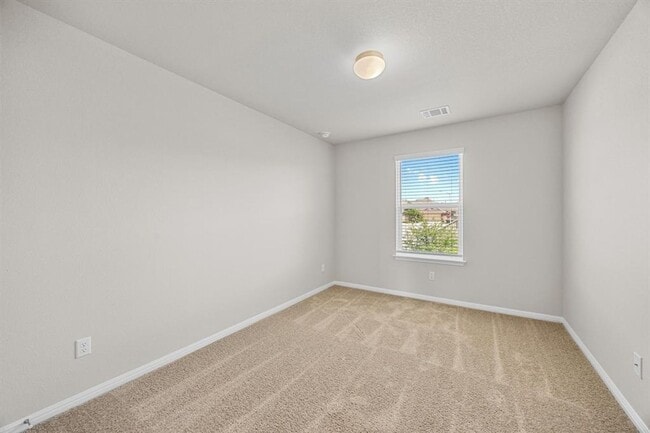 Building Photo - Sorrento Free Standing Home/Condominium - ...