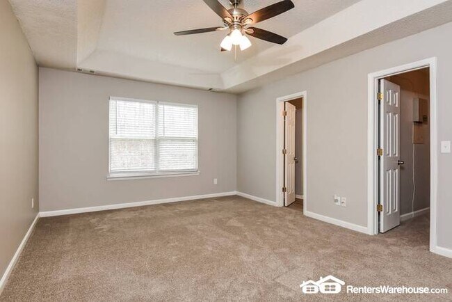 Building Photo - Beautiful Two Story in South Fulton