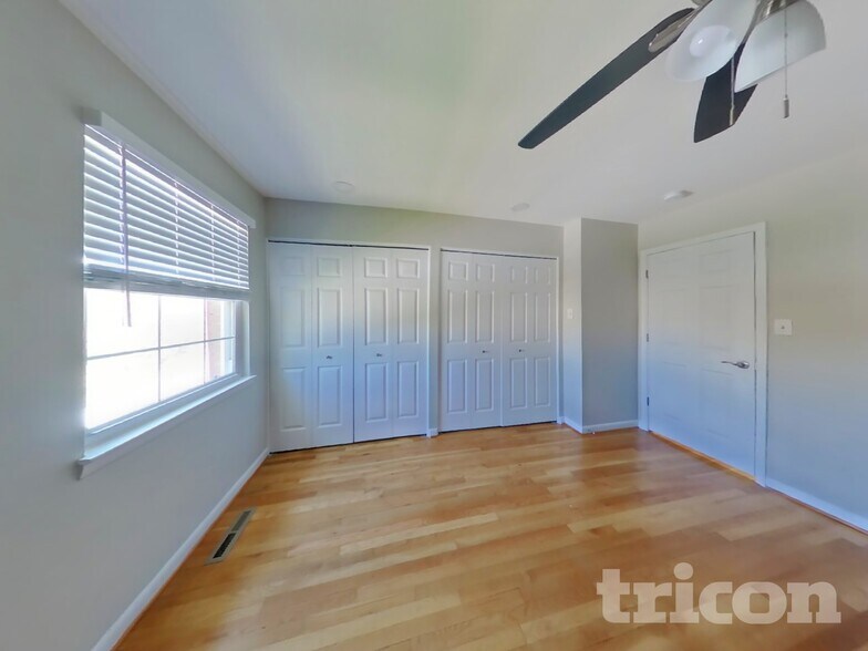 Building Photo - 26 Pickersgill Square