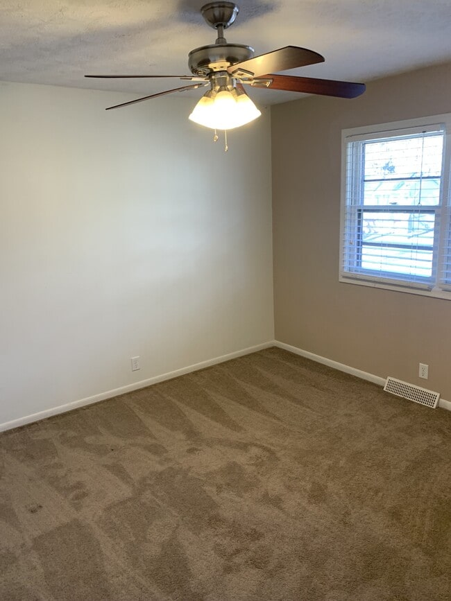 Building Photo - 15105 Westchester Cir