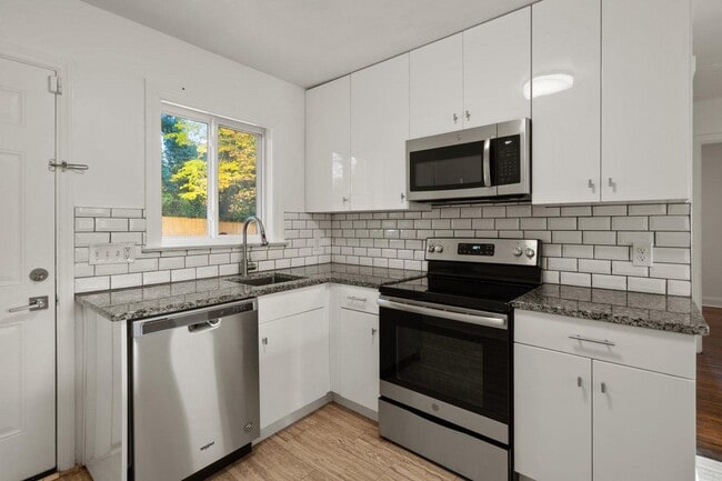 Building Photo - 1125 Mulberry Ave