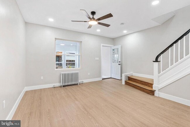 Building Photo - 6414 N Norwood St