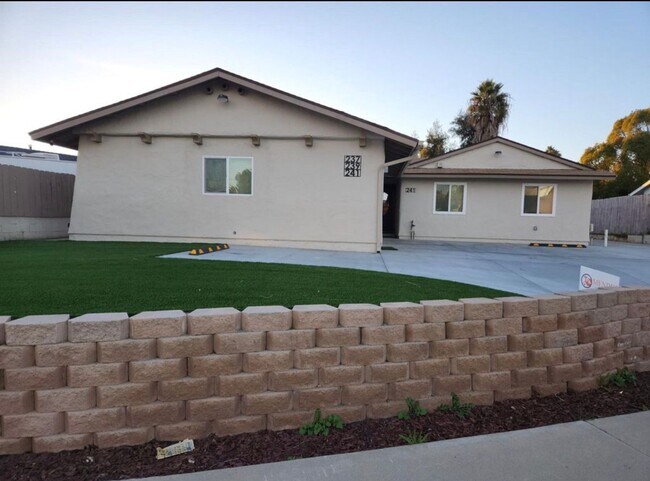 Building Photo - 239 Malito Ct