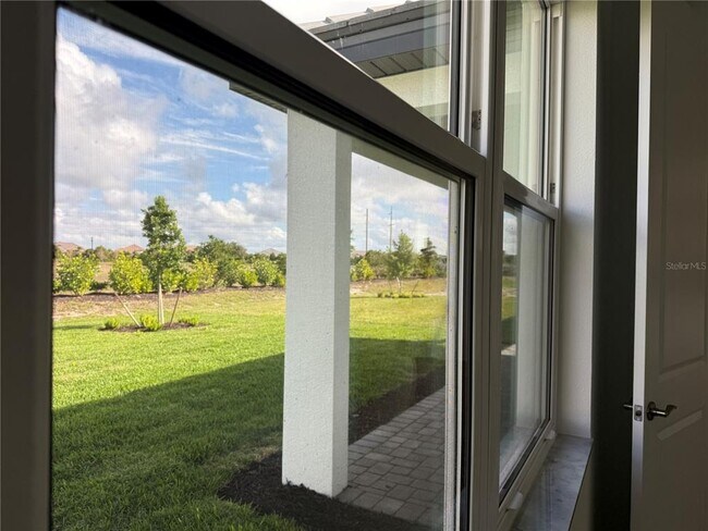 Building Photo - 200 Vistera Blvd