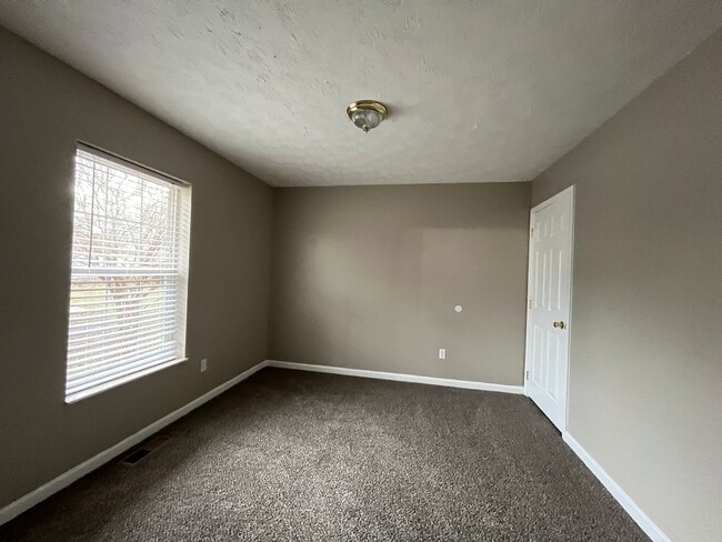 Building Photo - 3 bedroom 2 bath single family home in Jefferson City, TN