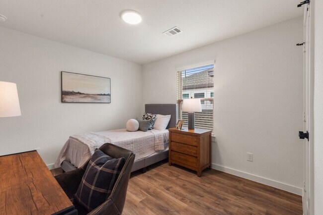 Building Photo - Elevated Living in Sundera at River Ranch | 4 Weeks Free