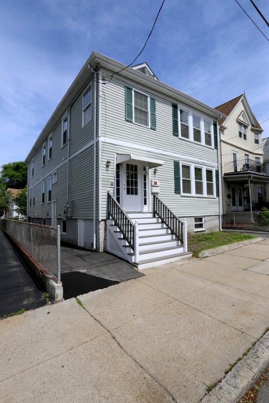 Building Photo - 38 Medford St