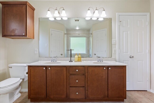 Building Photo - 4524 Canyon Ridge Dr