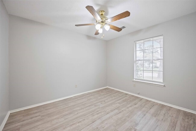 Building Photo - 20323 Pinefield Ln
