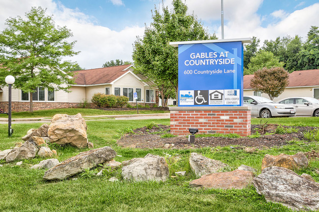 Primary Photo - Gables at Countryside Lane I