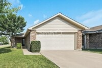 Building Photo - 9001 Quarry Ridge Trail