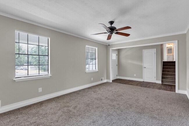 Building Photo - 8989 Teal Ln