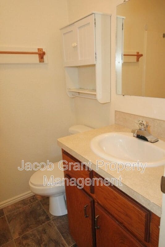 Building Photo - 965 Berryman Rd