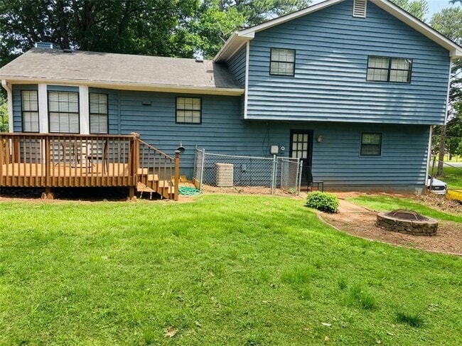 Building Photo - 1357 Monfort Rd