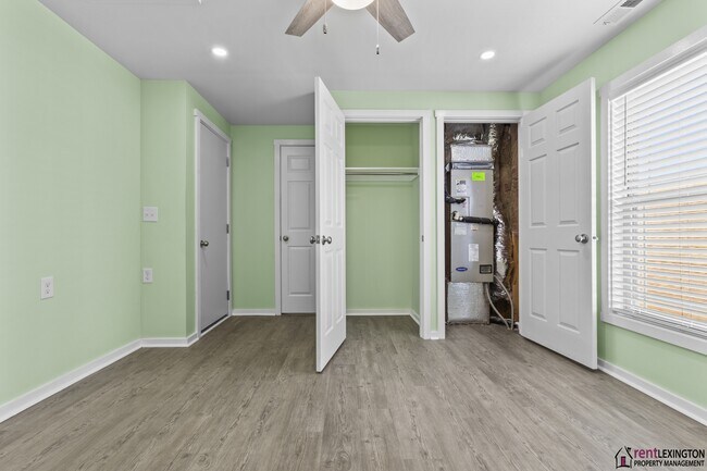 Building Photo - 111 High Hope Ln