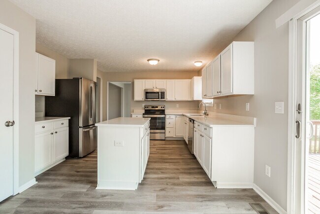 Building Photo - 3397 Brook Spring Dr