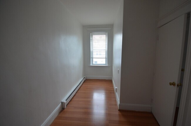 Building Photo - 169-171-171 Avenue F