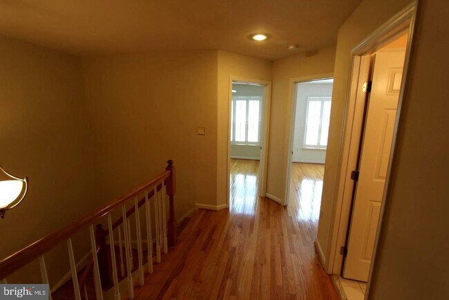 Building Photo - 10502 James Wren Way