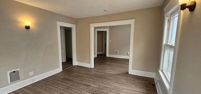 Building Photo - 10325-10325 Bernard Ave