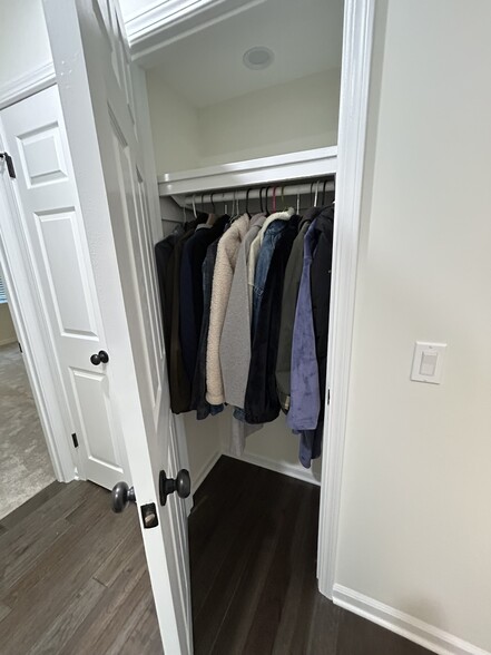 Linen closet - 157 Elysian Way NW