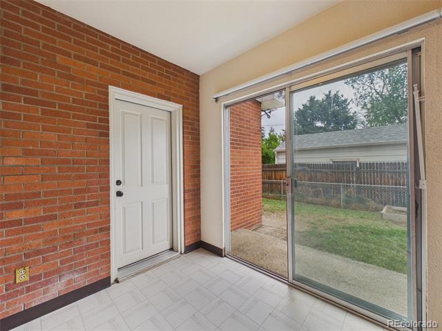 Building Photo - 1695 E Cornell Ave