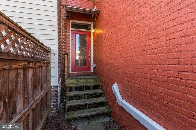 Building Photo - 4114 New Hampshire Ave NW