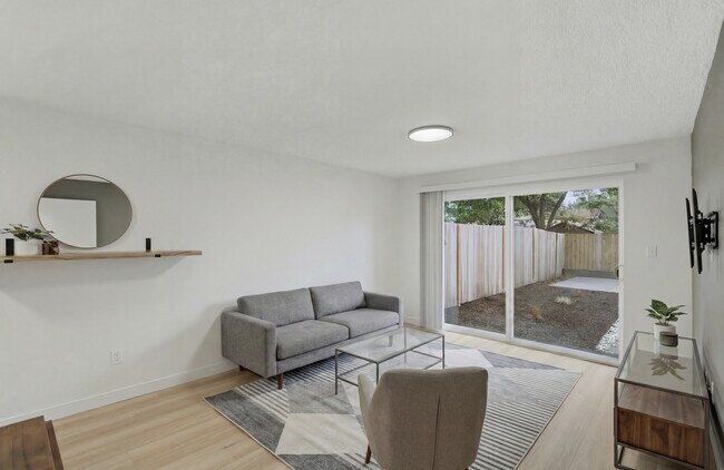 Building Photo - 10423 12th Ave Ct S