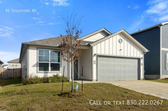 Building Photo - 10243 Band Wagon