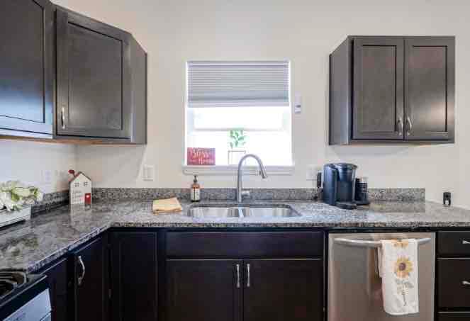 Building Photo - 1160 Colcester Ln