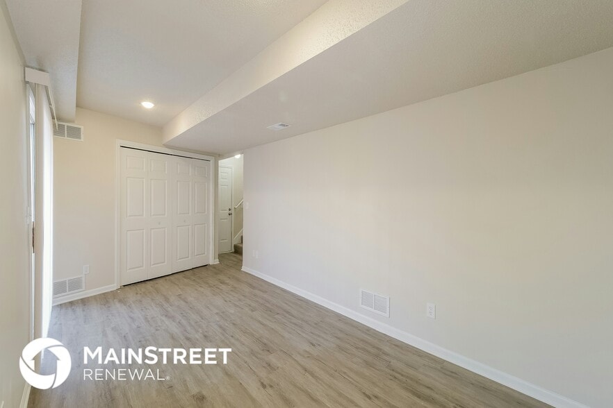 Building Photo - 17470 S Walter St