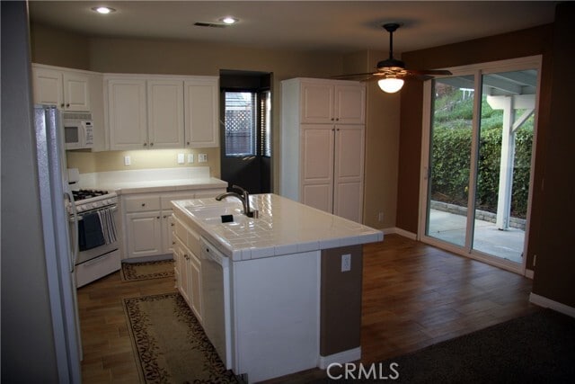 Building Photo - 9147 Plume Grass St