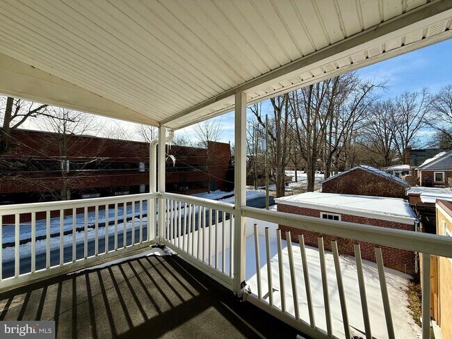 Building Photo - 1401 N Grant Ave